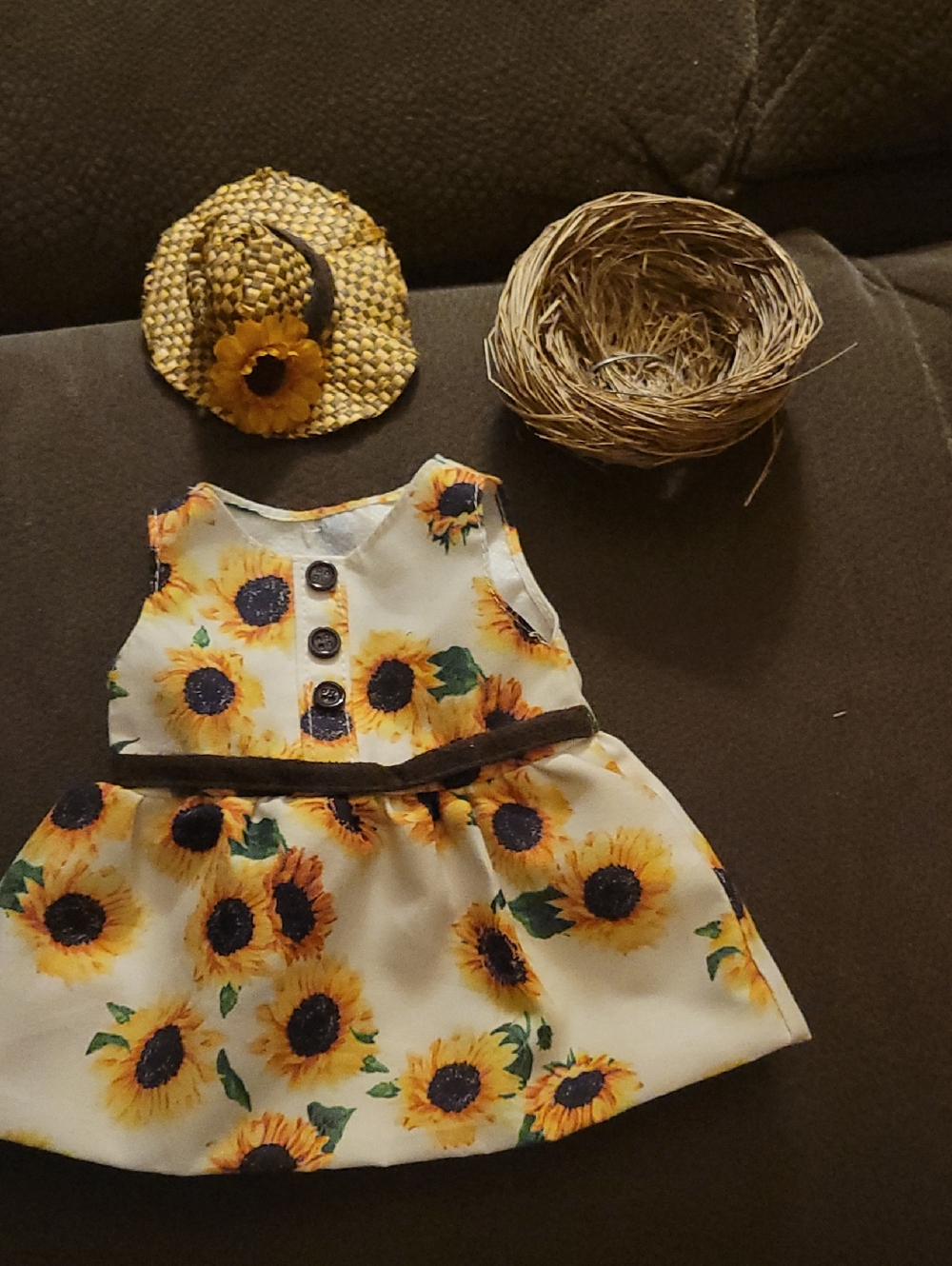 Sunflower Print Wine Bottle Cover With Hat And Bird Nest